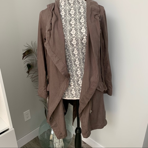 UO SILENCE + NOISE Waylon Jacket, Taupe/Brown, Size Med, Modern, nice material. - Picture 12 of 16